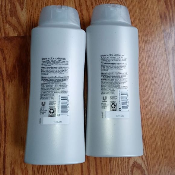 Suave Sheer Color Radiance Protect & Revive Shampoo 28 oz pack of 2 - Picture 2 of 3